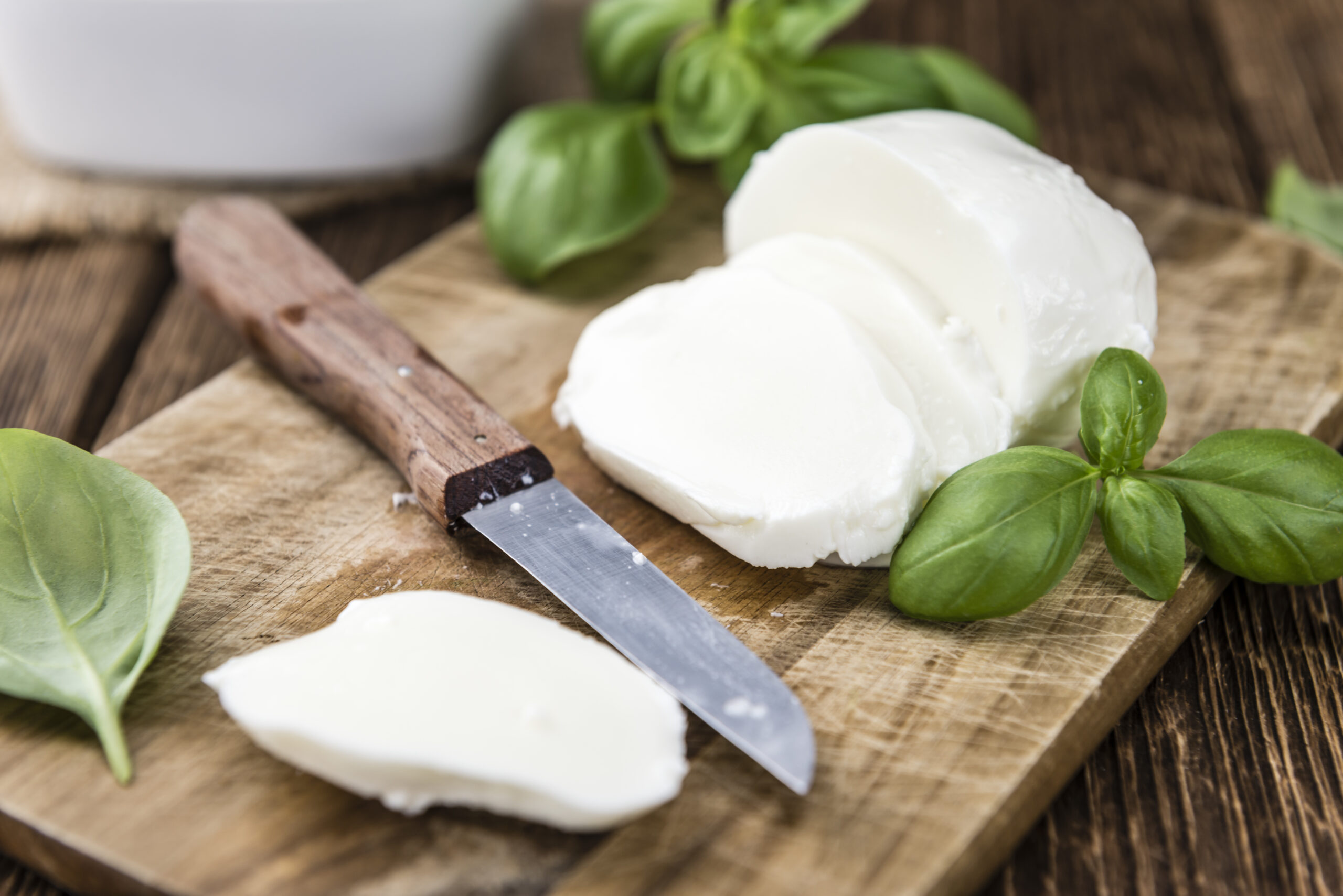 Mozzarella – Der ideale Snack beim Abnehmen Mozzarella – Der ideale Snack beim Abnehmen