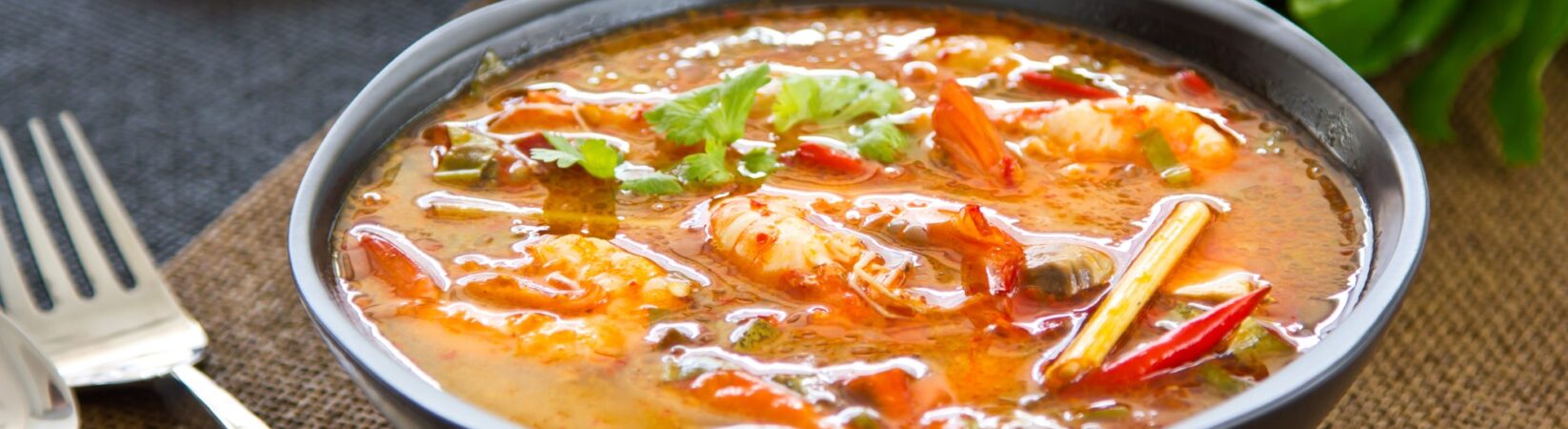 Thai-Suppe mit Garnelen Thai-Suppe mit Garnelen